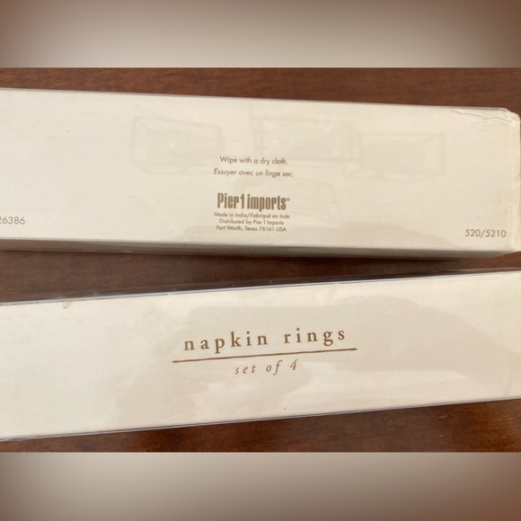 Pier 1 square gold colored napkin rings, set of 8 - Picture 5 of 9
